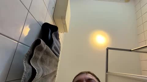 armyskater32 online show from 04/20/26, 05:32