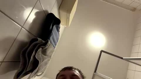 armyskater32 online show from 04/21/26, 08:55