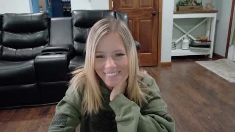 Samantha - Sammie online show from 01/27/25, 04:01