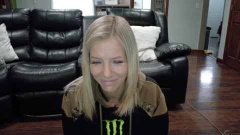 Samantha - Sammie online show from 02/19/25, 01:28