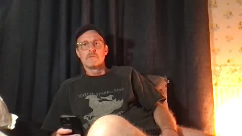 Snapshot of arn7169 chatting on 06/11/26, 04:05 Arn online show from 06/11/26, 04:05