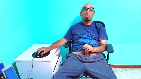 arnelux72 online show from 03/16/26, 05:24