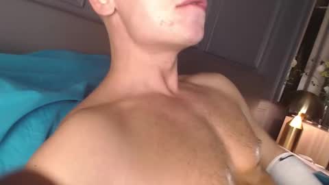 Snapshot of arniboysport chatting on 11/28/25, 04:20 Arni online show from 11/28/25, 04:20