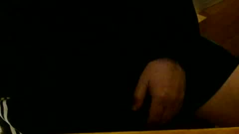 Snapshot of arnie12 chatting on 07/05/26, 11:39 Arnie online show from 07/05/26, 11:39