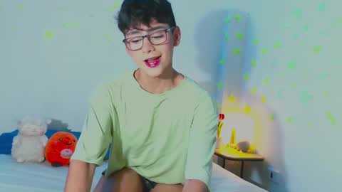 Arnold online show from 02/24/25, 07:19