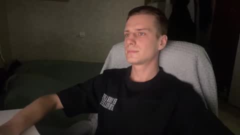Snapshot of arnolngang chatting on 03/01/26, 02:30 arnolngang online show from 03/01/26, 02:30