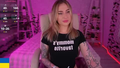 AROLINA online show from 04/23/26, 09:39