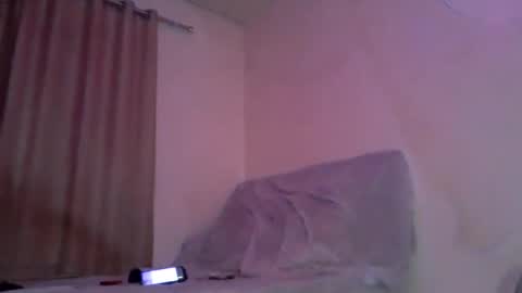 Snapshot of arombadacufofo chatting on 09/21/25, 06:48 Cute Ass Princess online show from 09/21/25, 06:48