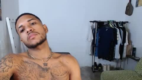 aron_7 online show from 02/01/25, 05:18