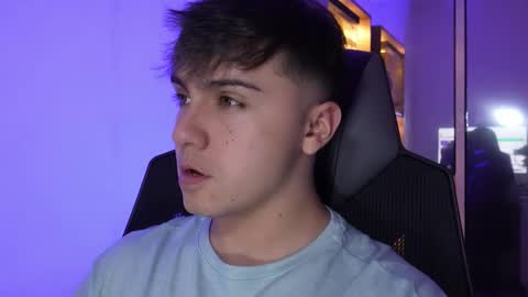 aron__cooper online show from 10/20/25, 12:38