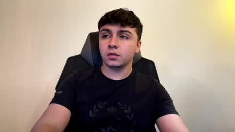 aron__cooper online show from 04/17/26, 02:31