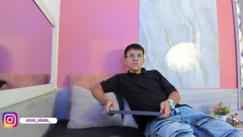 Snapshot of aron_alexa chatting on 12/05/24, 01:06 Alexa Aron online show from 12/05/24, 01:06