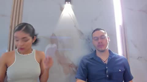 aron and molly online show from 11/13/25, 12:15