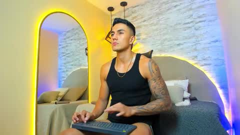 ARON BOLT online show from 12/23/25, 05:05