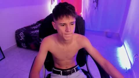 Aaron online show from 12/15/25, 07:29