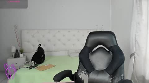 Aron cruz  online show from 01/07/25, 01:46