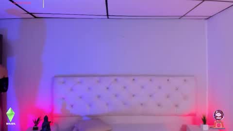 Aron cruz  online show from 11/20/25, 01:33