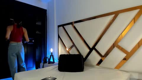 Aron cruz  online show from 03/30/26, 12:50