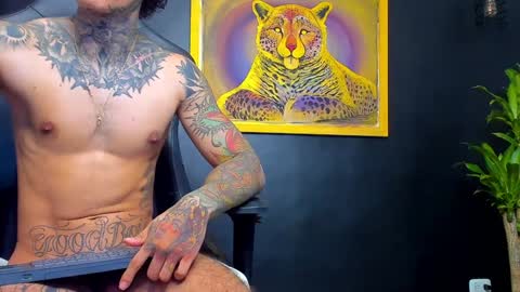 Snapshot of aron_ford chatting on 01/30/25, 12:18 Aron ford online show from 01/30/25, 12:18