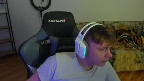 Snapshot of aron_neall chatting on 07/03/26, 12:22 biggest penis online show from 07/03/26, 12:22