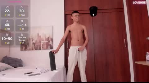 aron_pipeer online show from 09/08/25, 04:06