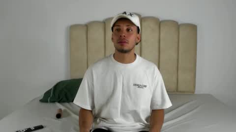 aron cooper online show from 10/05/25, 09:07