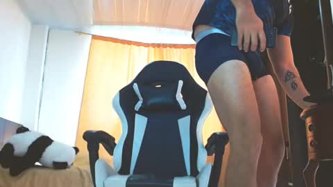 Snapshot of aronmiller404 chatting on 01/26/25, 08:13 aronmiller online show from 01/26/25, 08:13