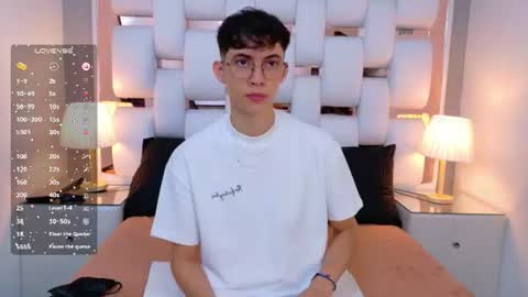 Arontawers online show from 07/24/26, 03:10