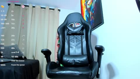   online show from 04/23/26, 02:02