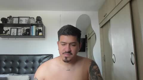 Snapshot of aronwilliams69 chatting on 01/07/26, 08:22 ARON Independent model online show from 01/07/26, 08:22