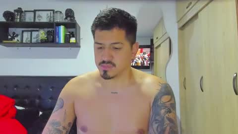 Snapshot of aronwilliams69 chatting on 02/21/26, 02:56 ARON Independent model online show from 02/21/26, 02:56