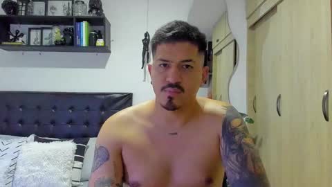 Snapshot of aronwilliams69 chatting on 02/28/26, 02:56 ARON Independent model online show from 02/28/26, 02:56