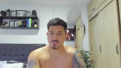 Snapshot of aronwilliams69 chatting on 03/05/26, 01:56 ARON Independent model online show from 03/05/26, 01:56