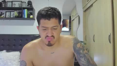 Snapshot of aronwilliams69 chatting on 03/12/26, 02:50 ARON Independent model online show from 03/12/26, 02:50