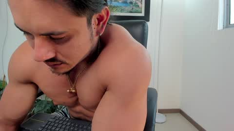 Snapshot of aroon_connor chatting on 02/06/25, 09:38   online show from 02/06/25, 09:38