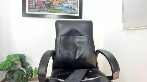 Snapshot of aroon_connor chatting on 02/09/25, 02:06   online show from 02/09/25, 02:06
