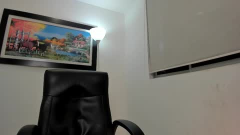 Snapshot of aroon_connor chatting on 02/23/25, 02:29   online show from 02/23/25, 02:29