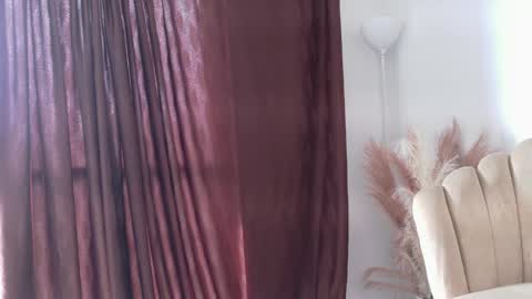   online show from 04/22/26, 09:16