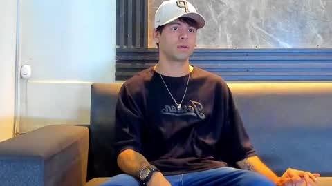 Aroon   online show from 01/11/26, 08:03