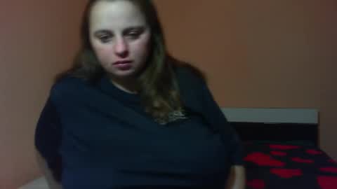 Snapshot of arriana98 chatting on 12/03/24, 03:20 Arriana online show from 12/03/24, 03:20