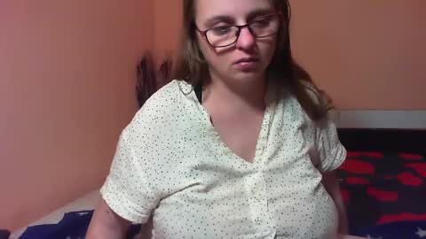 Snapshot of arriana98 chatting on 02/06/25, 06:13 Arriana online show from 02/06/25, 06:13