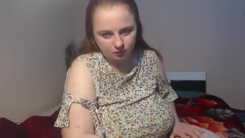 Snapshot of arriana98 chatting on 09/22/25, 01:51 Arriana online show from 09/22/25, 01:51