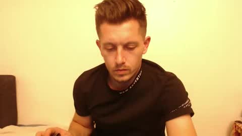 Snapshot of arromwilliam90 chatting on 12/06/24, 03:55 arromwilliam90 online show from 12/06/24, 03:55