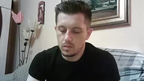 Snapshot of arromwilliam90 chatting on 07/21/26, 05:37 arromwilliam90 online show from 07/21/26, 05:37