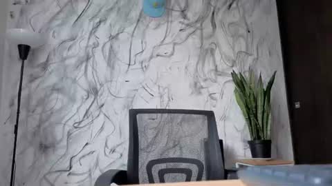 Snapshot of arteemiis chatting on 06/09/26, 03:07 online show from 06/09/26, 03:07