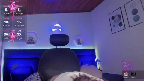 Snapshot of artemis_nyx chatting on 11/26/25, 08:43 artemis_nyx online show from 11/26/25, 08:43