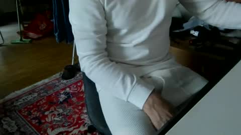 Snapshot of artesian99 chatting on 01/11/26, 11:26 artesian99 online show from 01/11/26, 11:26