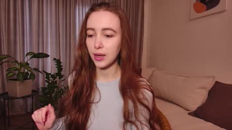 Lina online show from 10/21/25, 10:38