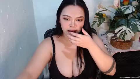 monica online show from 11/02/25, 02:58