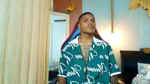 Snapshot of arthur_collins_ chatting on 05/19/26, 08:26 ARTHUR online show from 05/19/26, 08:26